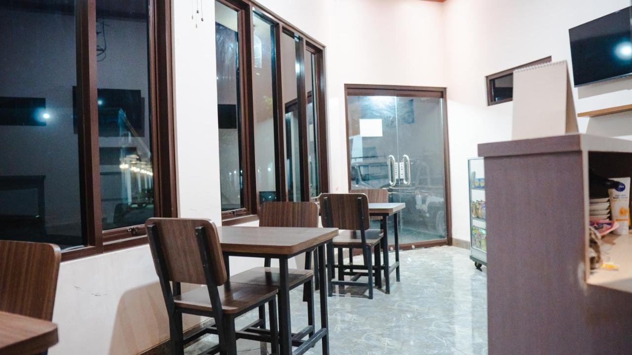 Sitiinggil Guest House Syariah Tegal  Exterior foto